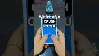 WHO HAS A CRUSH ON YOU 😍 #shorts #tarot #crush #tarotreading #short #love #lovereading #soulmate