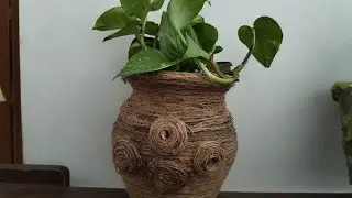 Bekaar pari bori se banaya hamna sundar diy pot 🍯#diypot#kabaadsejugaad#viralvideo