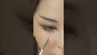Hmong makeup