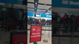 Uk Red List Countries Long Queue