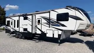 2019 4005 Dutchmen Voltage TH 5th by Keystone/Thor