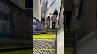 Guiding The Blind #NhiReal #Kindness #CareForOthers #Heartwarming #YouTubeShorts#viral#trending