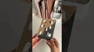 Decorating my kindle (SPOOKY edition 👻) #kindle