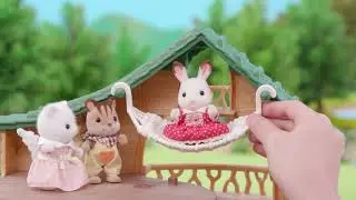 Sylvanian Families Adventure Tree House and Lakeside Lodge