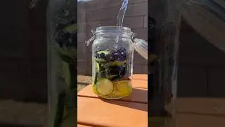 DIY Vitamin Water💦🍋🫐🥒#boujeeonabudget #vitaminwater #diyideas #drinks #infusedwater #fruitwater