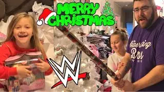 GRIM CHASES OFF SANTA CLAUS! THEY GOT THE MOST GIFTS EVER!