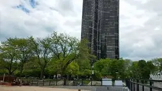 Ohio Street Beach Chicago skyline