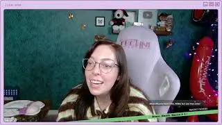 chatting + gaming prob a few #postmas✨