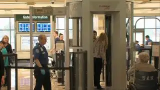 How To Use A Full Body Scanner - TSA John Wayne Airport - Demonstration #flyJWA What Is Do I Demo