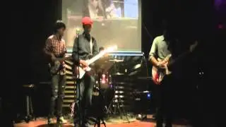 DESAS DESIS - DUST MY BROOM  (LIVE AT POSTWEG BLUES)