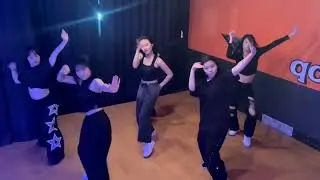 月Cクラス　Dance Studio What's?