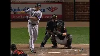 NYY@BAL: Damon crushes a homer onto Eutaw Street