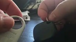 Unboxing and Battery Replacement of SmartTag2