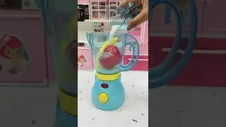 Готовим вкусный яблочно-банановый смузи в игрушечном блендере🍎🍌 | Песня про яблоки и бананы #coco...