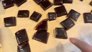 Don&rsquo;t Miss This 🍫 Super Easy & Delicious Vegan Chocolate Toffee! 