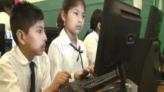 Conectividad y equipamiento en Chanduy.wmv