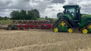 John Deere 8RX + Kverneland 3400S onland-plog