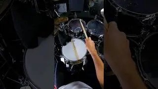 Tom tuning soundcheck. 🤤