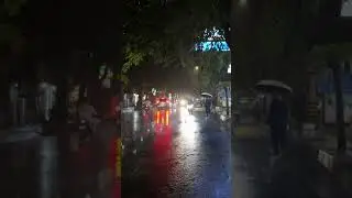Your Brain Won&rsquo;t Stop? This Torrential City Rain Walk Ends Night Anxiety