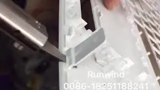 Ultrasonic plastic cutting machine