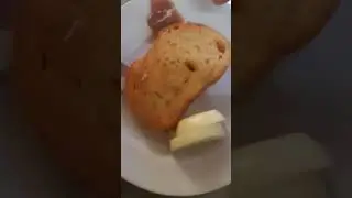Придорожное кафе м4 440км.Липецкая обл.БОРЩ 130Р. с мясом в придачу сало и гренки,очень вкусно.2025.