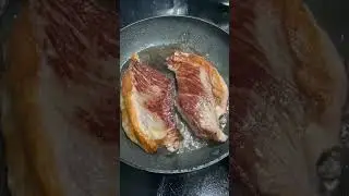 Cool Sizzling Sound from Cooking a Beef Steak #youtubeshorts #shortvideo