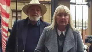 WATCH: Barry and June Steenkamp arriving at court