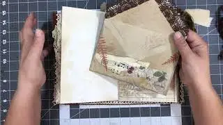 600 subscriber giveaway journal flip through, taking entries NOW! Details in the video.