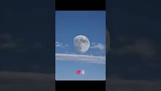 Simone Casale - The moon got a secret