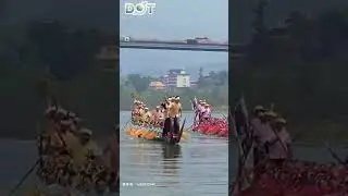 Dai Ethnic Minority's Water Splashing Festival: A joyful April tradition