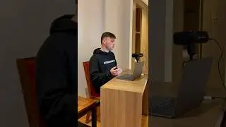 За кулисами