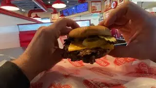 FREDDY’S FROZEN CUSTARD & STEAK BURGERS SIGNATURE BURGER RICH AND CREAMY CUSTARD WITH REESES PIECES