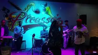 The Soul 7 Band with Carmen Hicks