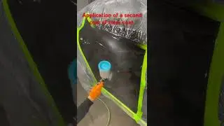 APPLICATION OF A SECOND COAT OF CLEAR COAT. #carrepair #carrestorationproject #automobile #viral