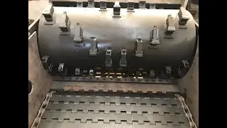 Horizontal wood grinder imported by Ritlee here grinding 500mm log