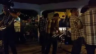 La Bandona de Jalisco de Javier Marr&oacute;n