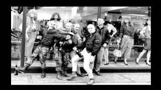 Skinheads dem a come