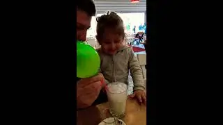 MERYEM LİNA İLE ESKİLERE GİTTİK 👻 Balon İLE AYRAN K&Ouml;P&Uuml;RTT&Uuml;K 🎈🧼😁👻