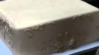How to make cake Piping a Cake   Master at Scroll Work