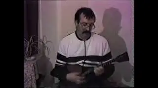 How To Play The Balalaika - Part 5 'Performance and Tricks' - Bibs Ekkel (Balalaika Lesson)