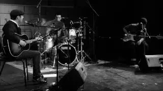 Slowcoaster - War on War (Acoustic Live)