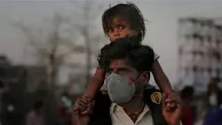 मजदुर During Lockdown In India | Help Migrant Labour