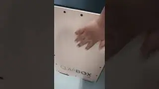 Clapbox Cajon CB02 Flow -Black, Oak Wood (H:50 W:30 L:30) - 3 Internal Snares