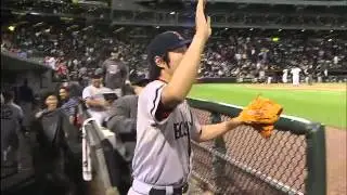 MLB 上原 激しい気合いのハイタッチ  Uehara　20130525