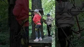 Шоня и Нёня захватывают верёвочный парк - Pustolovski Park Geoss