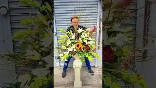 Join Our Flower Classes! flowerschool101.com