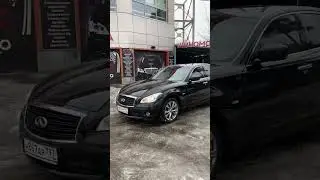 Infiniti M37