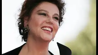 STEFANIA SANDRELLI
