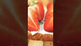 Japanese Fruit Sandwich 🍓🍑 | Quick & Easy #viralshorts  Recipe! #fruit #greenbites #sandwich