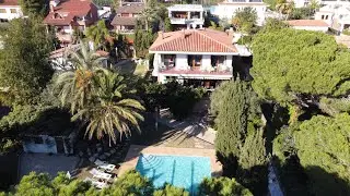 Villa  Ranch in Sitges for holiday rental. Surrounded by a lush vegetation.10 min walk/beach.